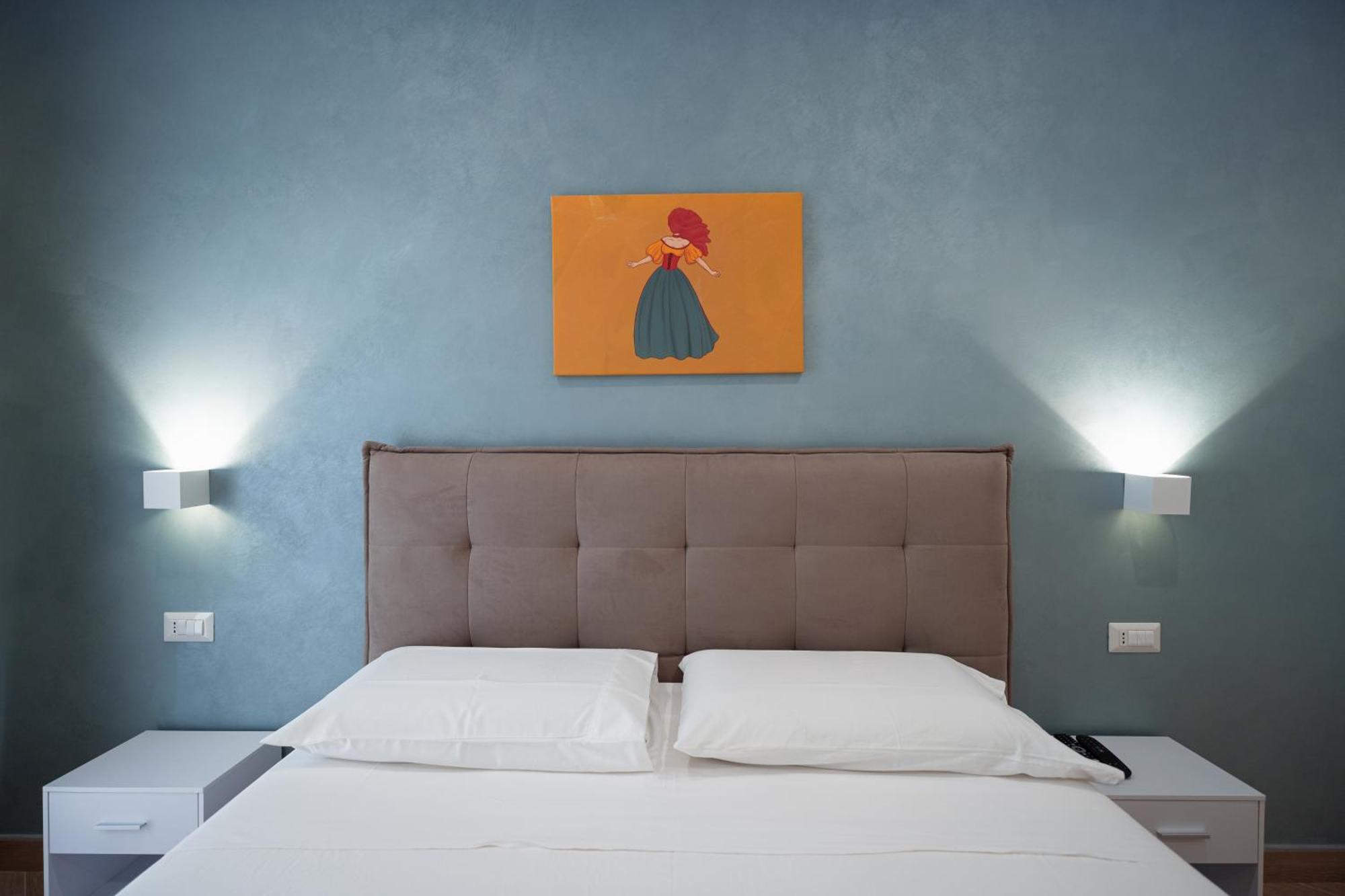 Nazzarooms Napoli Bagian luar foto
