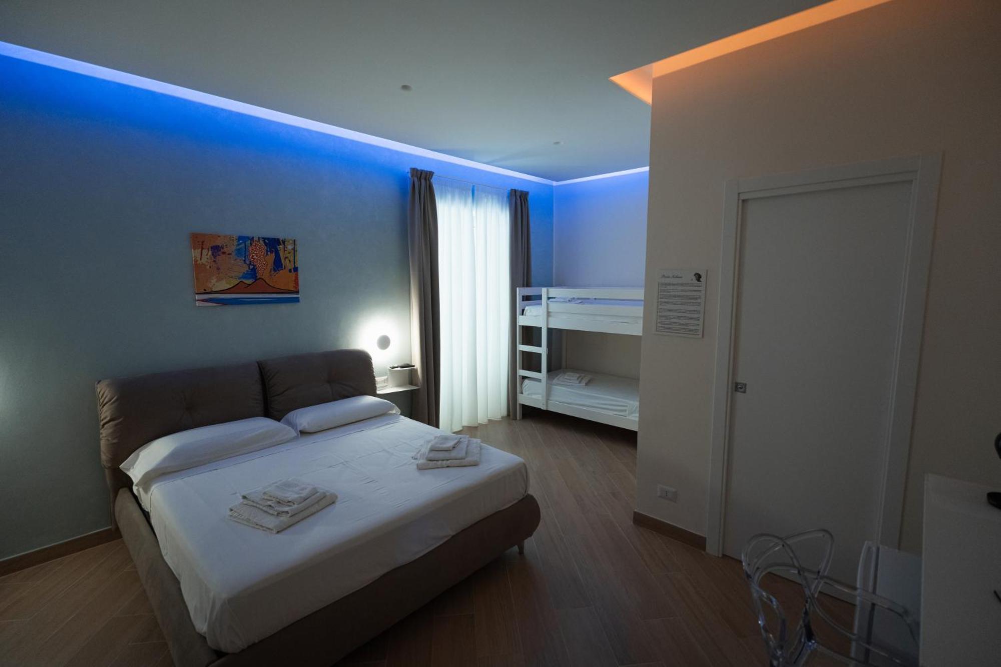 Nazzarooms Napoli Bagian luar foto
